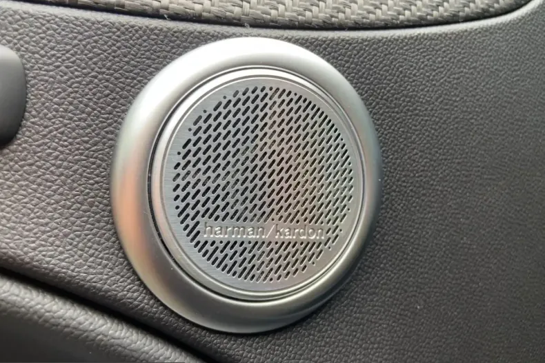 Alfa Romeo Stelvio din 2024 cu 16.643 km - oferta ALF226717 - foto 14