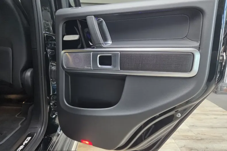 Mercedes-Benz G 63 AMG (Clasa G) din 2023 cu 12.100 km - oferta MER226720 - foto 28