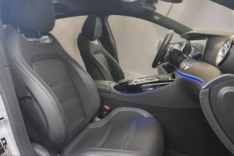 Mercedes-Benz AMG GT (Clasa GT) din 2023 cu 15.600 km - oferta MER226721 - foto 11