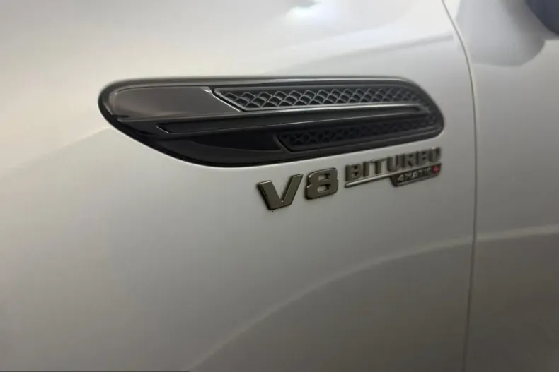 Mercedes-Benz AMG GT (Clasa GT) din 2023 cu 15.600 km - oferta MER226721 - foto 28