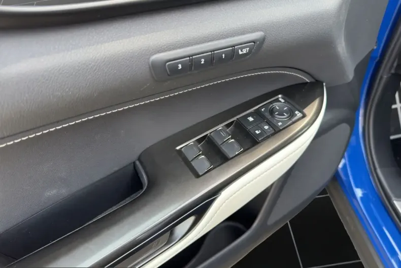 Lexus NX 450h din 2022 cu 46.658 km - oferta LEX226725 - foto 12