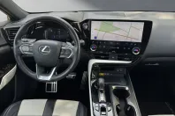 Lexus NX 450h din 2022 cu 46.658 km - oferta LEX226725 - foto 13
