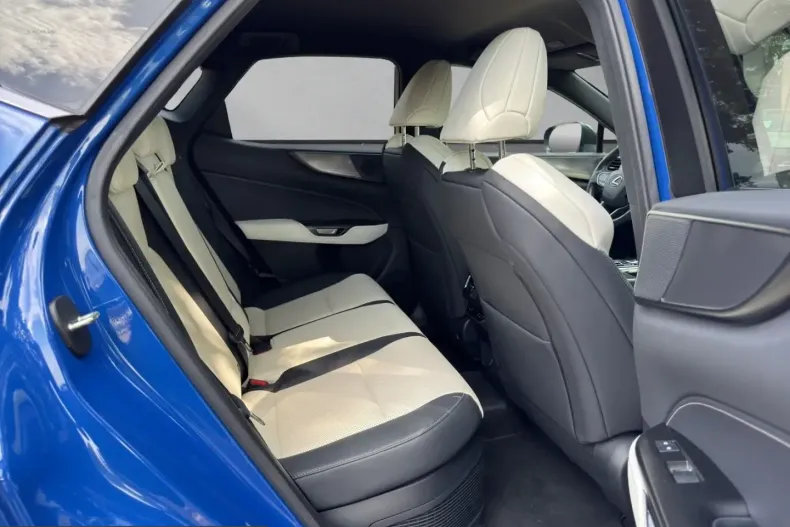 Lexus NX 450h din 2022 cu 46.658 km - oferta LEX226725 - foto 17