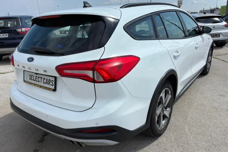 Ford Focus din 2021 cu 105.202 km - oferta FOR226738 - foto 4