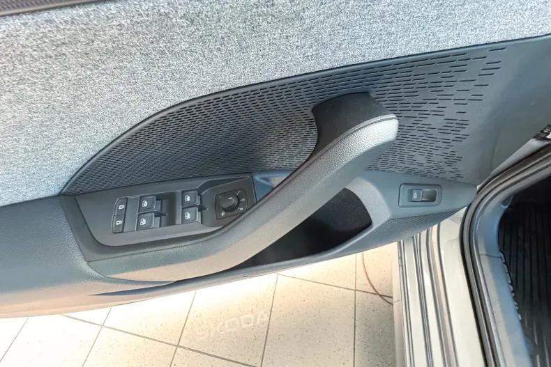 Skoda Octavia din 2025 cu 1 km - oferta SKO226742 - foto 4