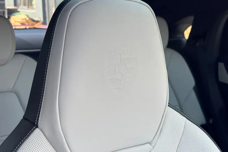 Porsche Cayenne Coupe din 2026 cu 12.000 km - oferta POR226747 - foto 22