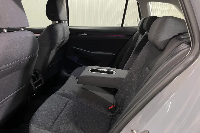Volkswagen Golf din 2022 cu 72.960 km - oferta VOL226749 - foto 12
