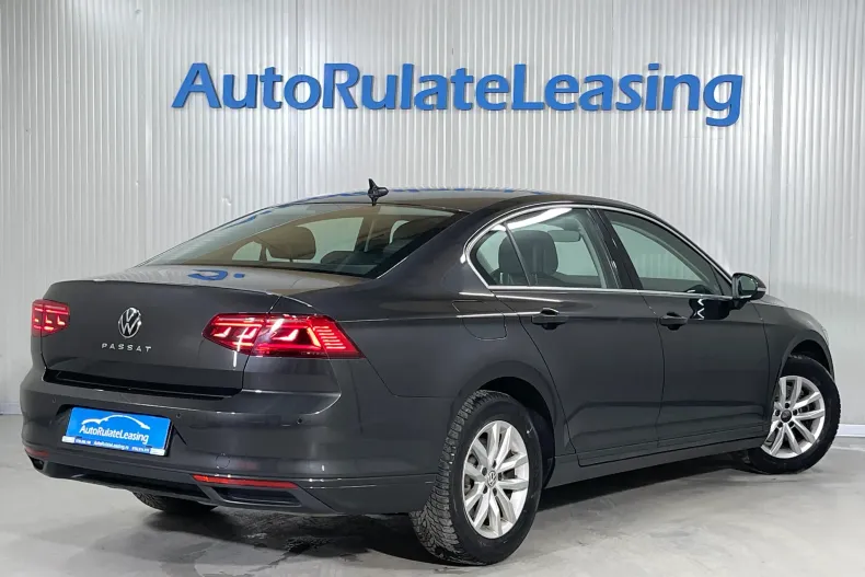 Volkswagen Passat din 2022 cu 59.878 km - oferta VOL226750 - foto 3