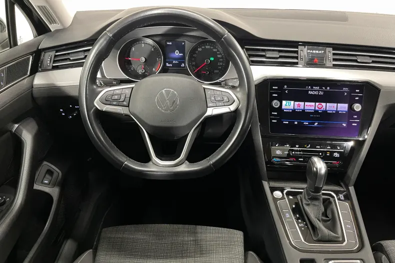 Volkswagen Passat din 2022 cu 59.878 km - oferta VOL226750 - foto 6
