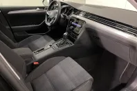 Volkswagen Passat din 2022 cu 59.878 km - oferta VOL226750 - foto 10