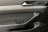 Volkswagen Passat din 2022 cu 59.878 km - oferta VOL226750 - foto 13