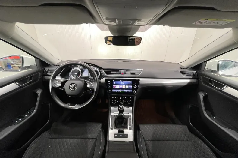 Skoda Superb din 2021 cu 139.297 km - oferta SKO226752 - foto 7