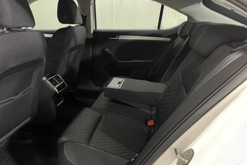 Skoda Superb din 2021 cu 139.297 km - oferta SKO226752 - foto 11