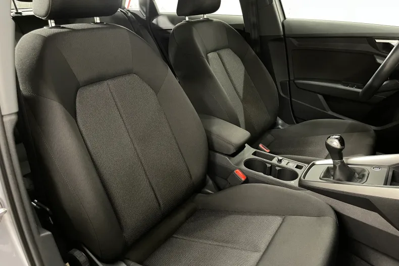 Audi A3 din 2023 cu 107.745 km - oferta AUD226758 - foto 9