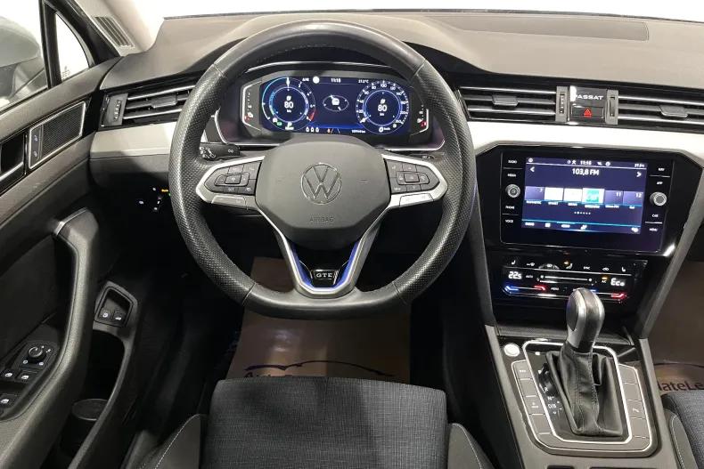Volkswagen Passat din 2022 cu 109.951 km - oferta VOL226760 - foto 6