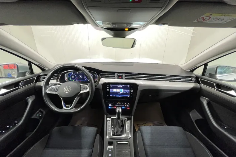 Volkswagen Passat din 2022 cu 109.951 km - oferta VOL226760 - foto 7