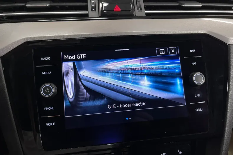 Volkswagen Passat din 2022 cu 109.951 km - oferta VOL226760 - foto 17