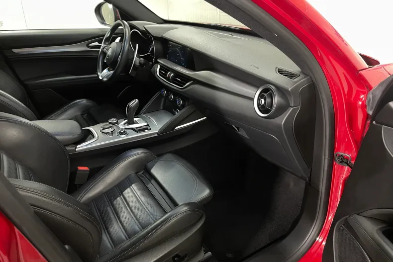 Alfa Romeo Stelvio din 2022 cu 88.865 km - oferta ALF226762 - foto 9