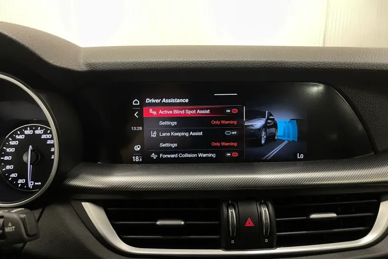 Alfa Romeo Stelvio din 2022 cu 88.865 km - oferta ALF226762 - foto 15
