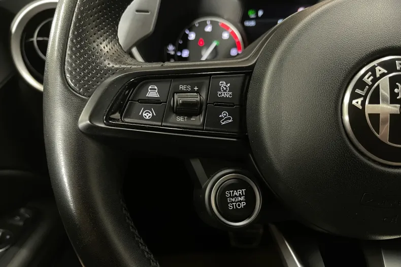 Alfa Romeo Stelvio din 2022 cu 88.865 km - oferta ALF226762 - foto 27