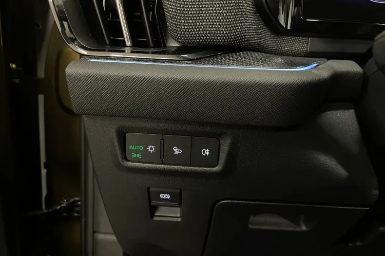 Skoda Kodiaq din 2025 cu 41.499 km - oferta SKO226764 - foto 33