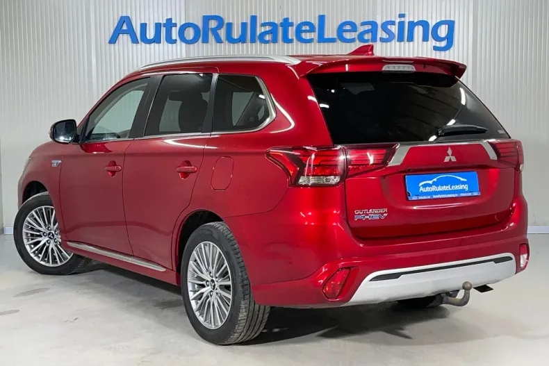 Mitsubishi Outlander din 2020 cu 132.711 km - oferta MIT226768 - foto 4