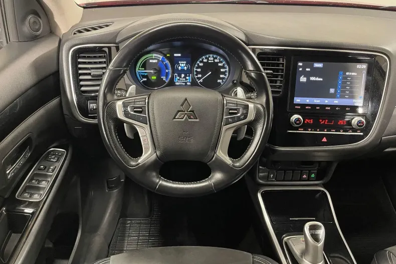 Mitsubishi Outlander din 2020 cu 132.711 km - oferta MIT226768 - foto 6