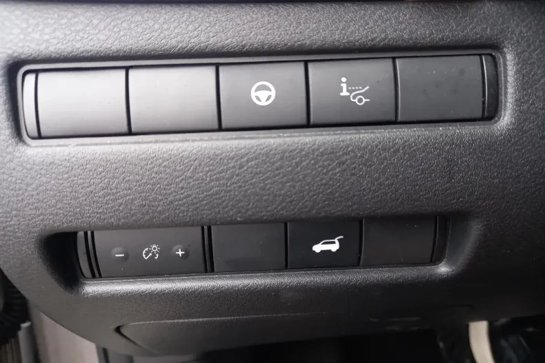 Nissan X-Trail din 2023 cu 66.800 km - oferta NIS226782 - foto 26