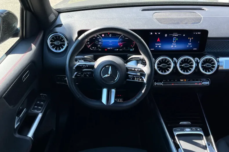 Mercedes-Benz GLB (Clasa GLB) din 2025 cu 21.534 km - oferta MER226793 - foto 13