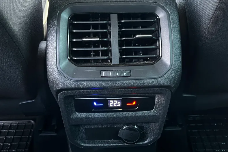 Volkswagen Tiguan din 2023 cu 99.933 km - oferta VOL226794 - foto 12