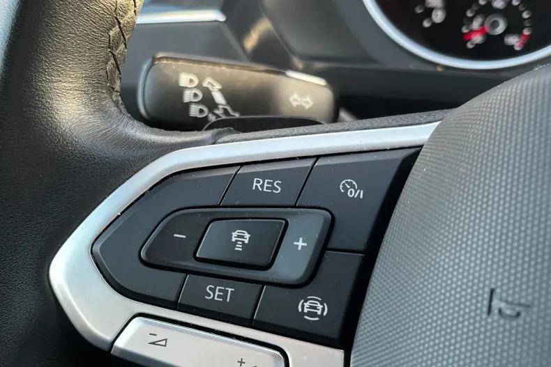Volkswagen Tiguan din 2023 cu 99.933 km - oferta VOL226794 - foto 16
