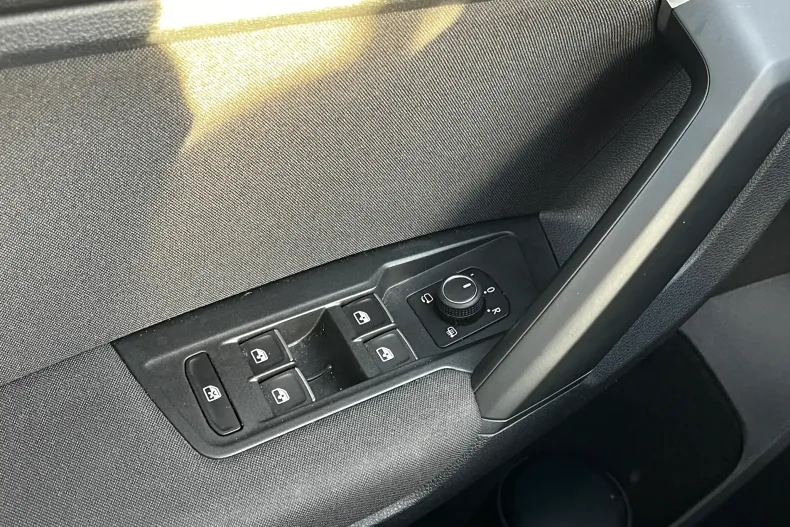 Volkswagen Tiguan din 2023 cu 99.933 km - oferta VOL226794 - foto 19