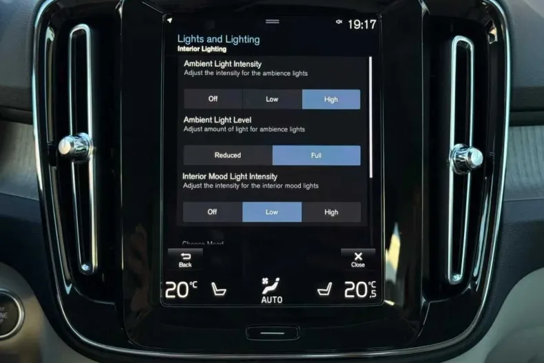 Volvo XC40 din 2021 cu 120.000 km - oferta VOL226800 - foto 33