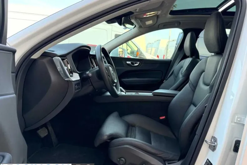 Volvo XC60 din 2021 cu 125.000 km - oferta VOL226801 - foto 16