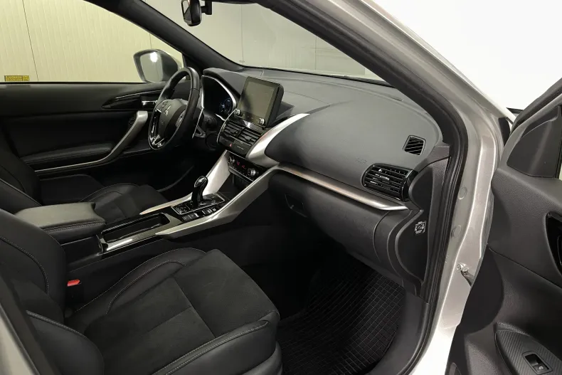 Mitsubishi Eclipse Cross din 2024 cu 17.494 km - oferta MIT226810 - foto 9