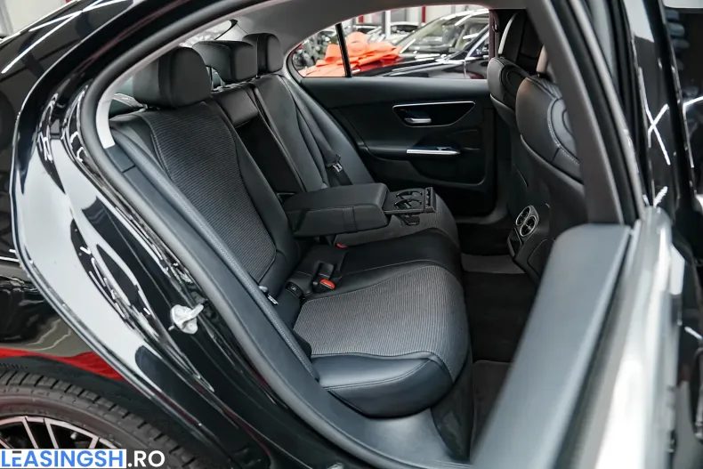 Mercedes-Benz C 220 (Clasa C) din 2023 cu 117.000 km - oferta MER226819 - foto 10