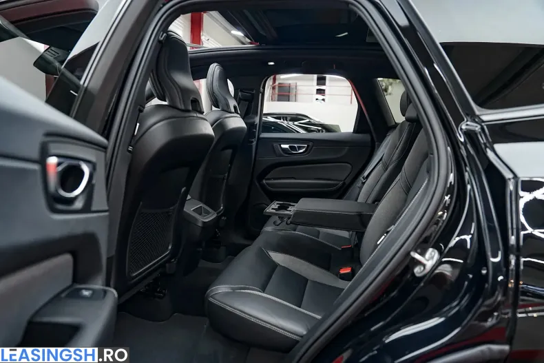 Volvo XC60 din 2022 cu 143.000 km - oferta VOL226824 - foto 6
