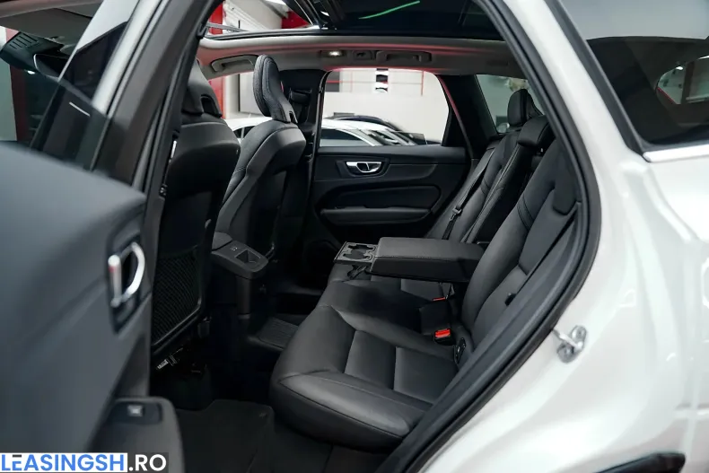 Volvo XC60 din 2021 cu 119.000 km - oferta VOL226825 - foto 6