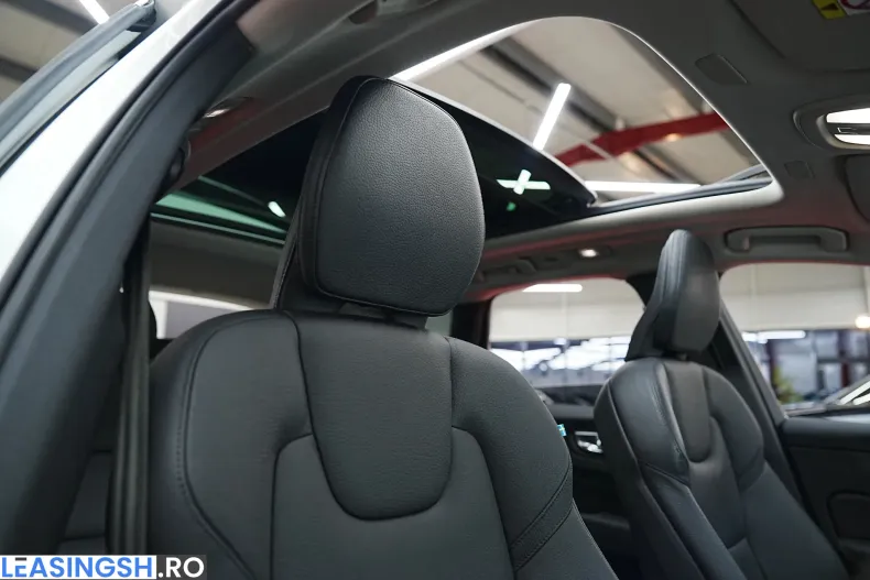 Volvo XC60 din 2021 cu 119.000 km - oferta VOL226825 - foto 8