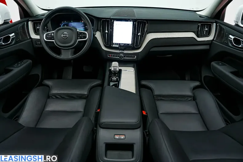 Volvo XC60 din 2021 cu 119.000 km - oferta VOL226825 - foto 16