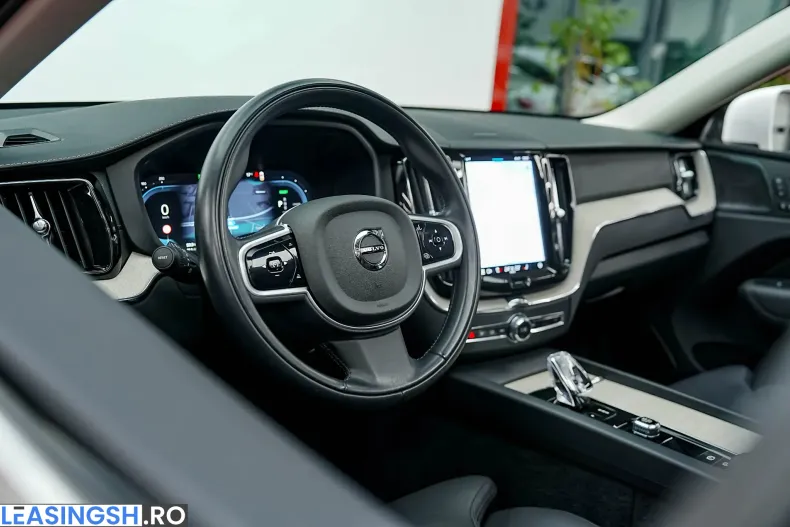 Volvo XC60 din 2021 cu 119.000 km - oferta VOL226825 - foto 18