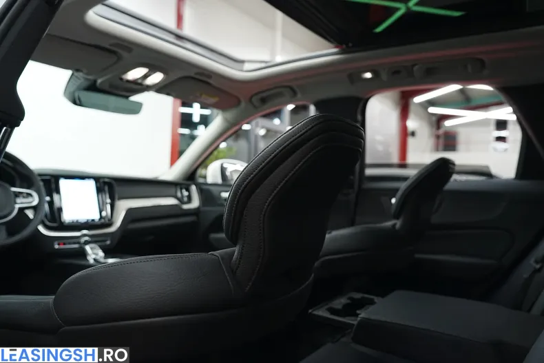 Volvo XC60 din 2021 cu 119.000 km - oferta VOL226825 - foto 36