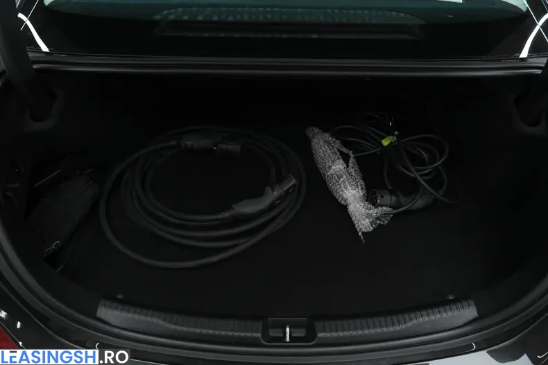 Mercedes-Benz C 300 (Clasa C) din 2022 cu 152.000 km - oferta MER226826 - foto 40