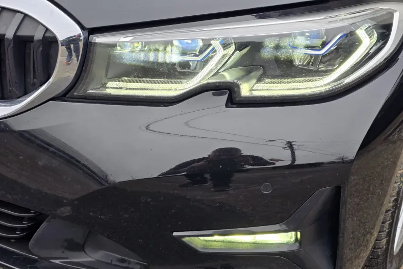 BMW 330e (Seria 3) din 2022 cu 102.000 km - oferta BMW226829 - foto 4