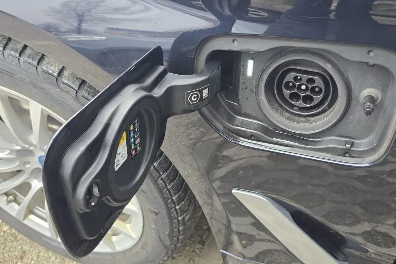 BMW 530e (Seria 5) din 2021 cu 129.000 km - oferta BMW226830 - foto 36