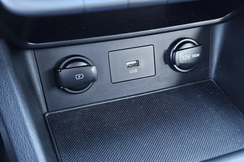 Hyundai Kona din 2021 cu 174.000 km - oferta HYU226841 - foto 24