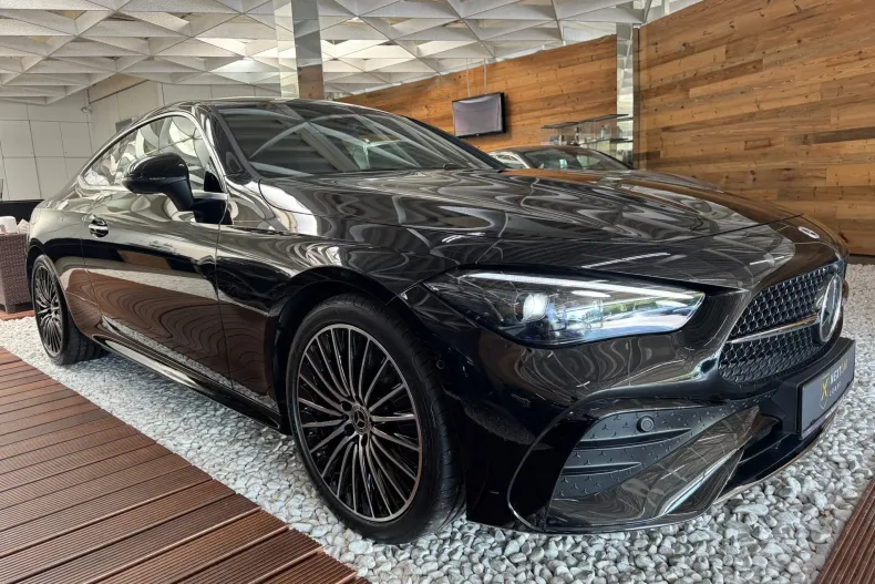 Mercedes-Benz CLE 300 (Clasa CLE) din 2024 cu 16.208 km - oferta MER226860 - foto 3