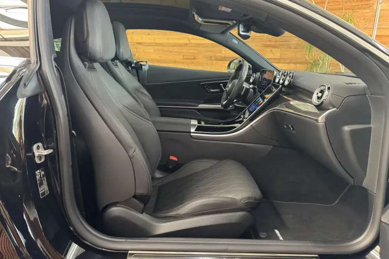 Mercedes-Benz CLE 300 (Clasa CLE) din 2024 cu 16.208 km - oferta MER226860 - foto 10