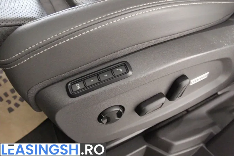 Volkswagen Multivan din 2022 cu 53.122 km - oferta VOL226863 - foto 24