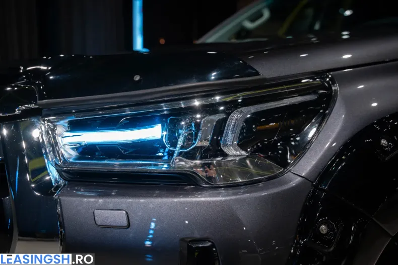 Toyota Hilux din 2025 cu 8.500 km - oferta TOY226872 - foto 9